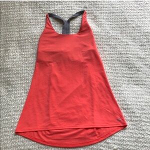 🎾GAP FIT SIZE XS ORANGE BUILT IN BRA TOP